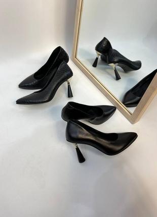 Эксклюзивные туфли лодочки на шпильке итальянская кожа чёрные5 фото
