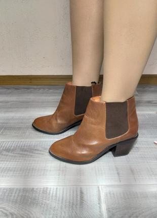 Ботинки челси (козаки)4 фото