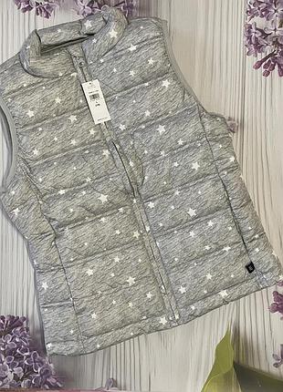 Жилетка gap 10 лет