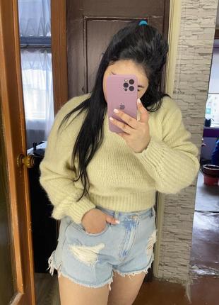 Джинсовые шорты с необработанным краем