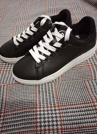 Распродажа кроссовки женские кеды мокасины классные стильные.bromen. украина!!