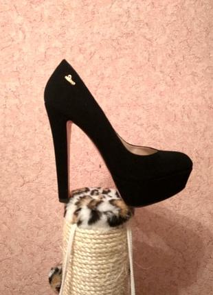 Продам туфли