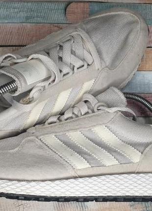 Кроссовки adidas ciero grey and white hair color