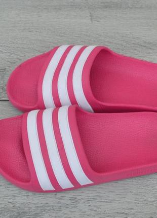 Adidas детские розовые тапочки шлепанцы ориигнал 32 размер3 фото