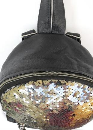 Женский рюкзак с пайетками5 фото