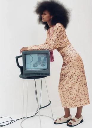 Атласная юбка zara