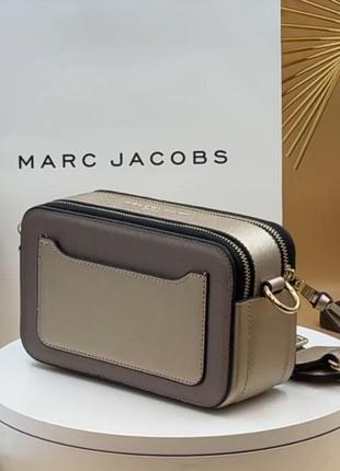 Marc jacobs snapshot gold / silver logo новинка женская серебристая стильная сумка марк джейкобс срібна сумочка тренд3 фото