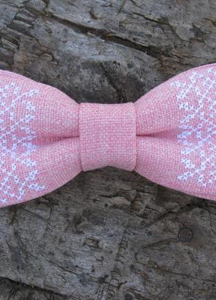 Розовый галстук-бабочка с вышивкой2 фото