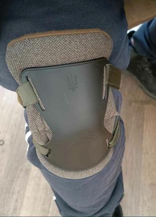 Наколінники тактичні 4