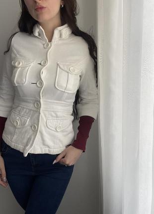 Пиджак жакет