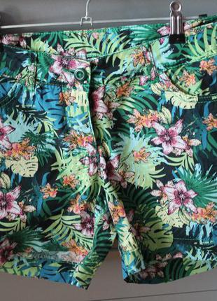 Классные шорты котон