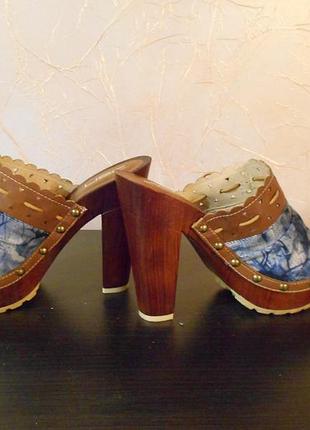 Шльопанці жіночі.