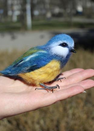 Лазоревка птица синица игрушка валяная из шерсти интерьерная подарок сувенир птичка сухое валяние