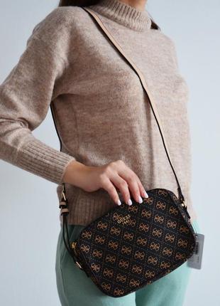 Сумка guess kamryn top zip crossbody + відеоогляд5 фото