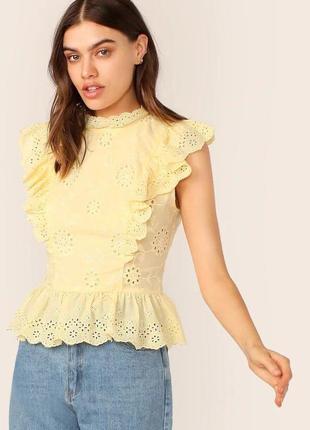 Шикарна блуза яка підійде як під штани так і під спідницю