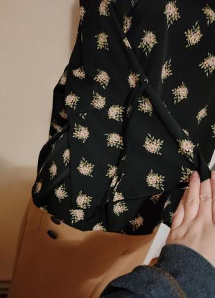 Блуза жіноча стильна квітковий принт5 фото