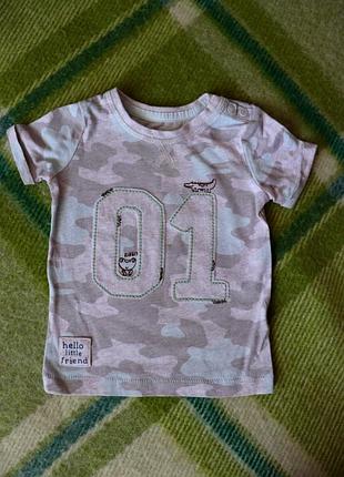 Фирменная футболка на 3-7 мес.