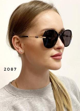 Стильні сонцезахисні окуляри к. 2087