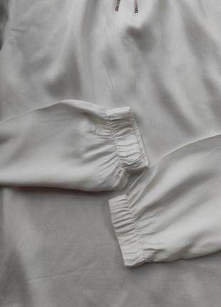 Нарядная блуза молочного цвета от just white/святкова блуза із віскози6 фото