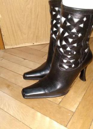 Чоботи, півчобітки, чобітки ferde італія