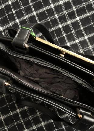 Чорна сумочка з ручками👜5 фото