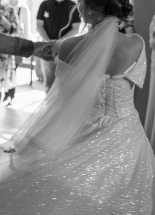 Сукня весільна в ідеальному стані1 фото
