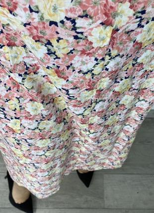 Платье винтажноев в цветочный принт🌹3 фото