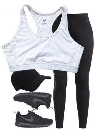 Топ для профессионального занятая спортом  oт h&m sport