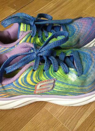 Кроссовки skechers р-р.28
