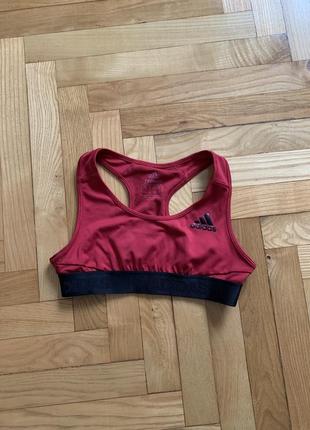 Спортивный топ adidas размер 11-12 лет