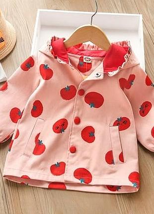 Весела яскрава весняна курточка-вітровка.