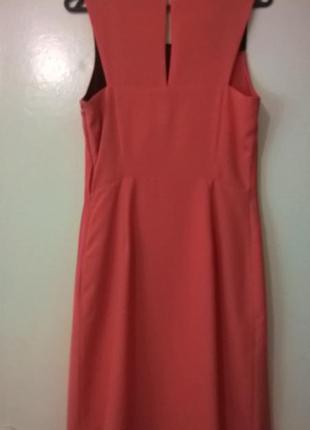 Платье кораллового цвета.2 фото