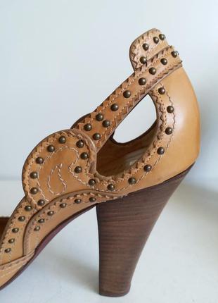 Італійські брендові туфлі карамельного кольору kalliste.3 фото