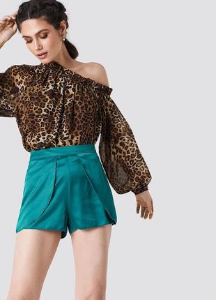 Женские многослойные атласные шорты, размер евро 36, цвет изумрудный1 фото
