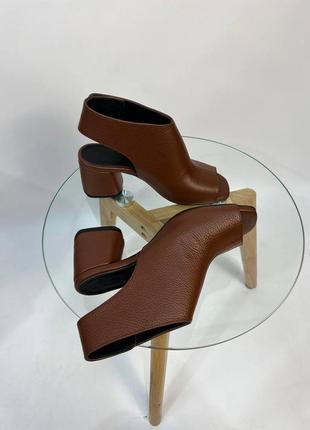 Екслюзивні босоніжки з італійської шкіри жіночі