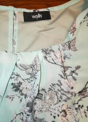 Блуза  мятного  кольору  з квітковим принтьом3 фото