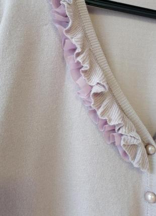 Кофта свитер кардиган из нежнейшего трикотажа размер хс-л  с рюшами воланами вдоль воротника в налич4 фото