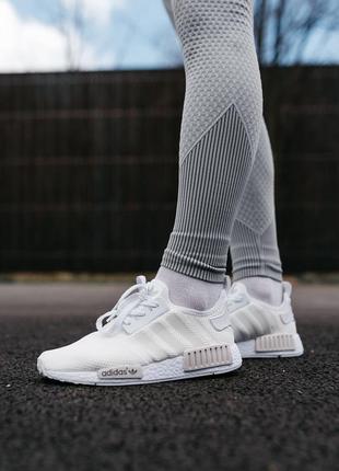 Жіночі кросівки adidas nmd