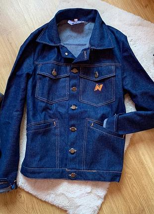 Куртка джинсова