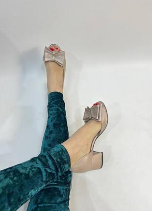 Ексклюзивні туфлі з натуральної італійської шкіри з бантиком6 фото
