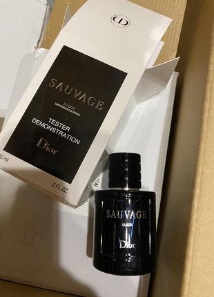 Парфюмированная вода мужской аромат обьем 60 мл. christian dior sauvage elixir