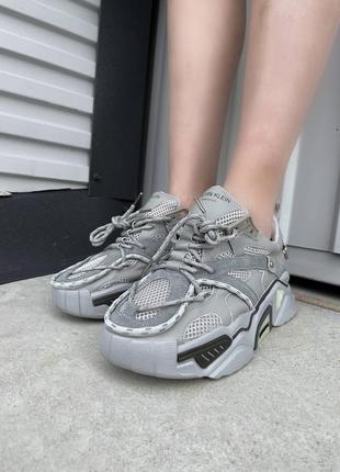 Стильні кросівки grey кроссовки2 фото