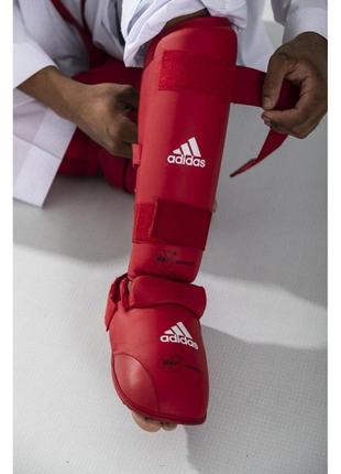 Защита голени и стопы для карате adidas с лицензией wkf красная со съёмной стопой защита со всех сторон.4 фото