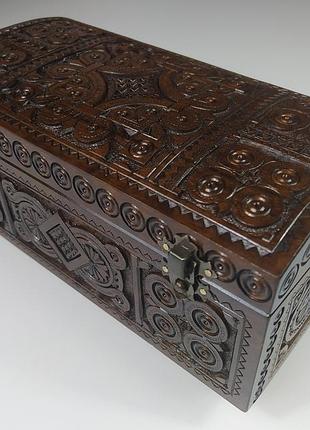 Резная деревянная шкатулка из ореха 24×12.5×12.8 см | скринька ручной работы с бархатным дном | подарок