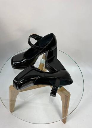 Эксклюзивные туфли из натуральной итальянской кожи стрипы3 фото
