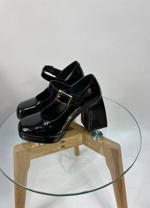 Эксклюзивные туфли из натуральной итальянской кожи стрипы2 фото