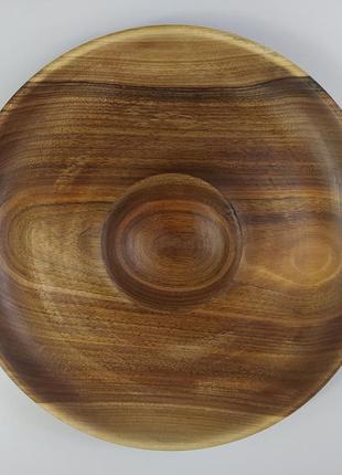 Дерев'яна тарілка менажниця для подачі страв горіх d 33 см, висота 4 см.3 фото
