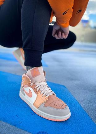 Кроссовки nike air jordan 1 mid apricot orange new8 фото