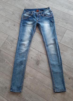 R jeans zara mango bershka h&m c&a gap old navy летние стрейчевые подростковые джинсы слоучи скинни на девочку р.152 - 158 см1 фото