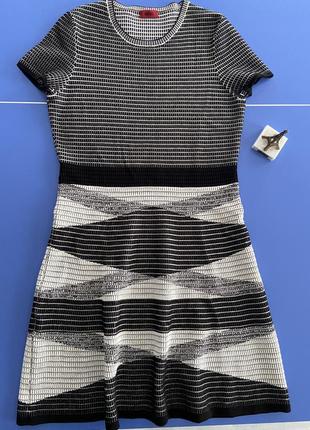 Вискозное корректирующее платье от hugo boss1 фото